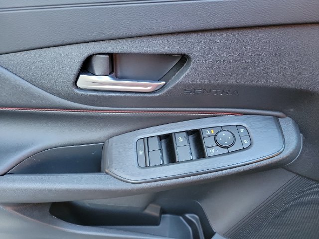 Used 2026 Nissan Sentra SR w/ Floor Mat Package FWD image 12