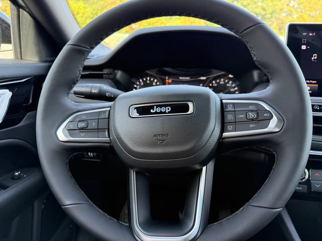 New 2026 Jeep Compass Limited AWD/4WD image 19