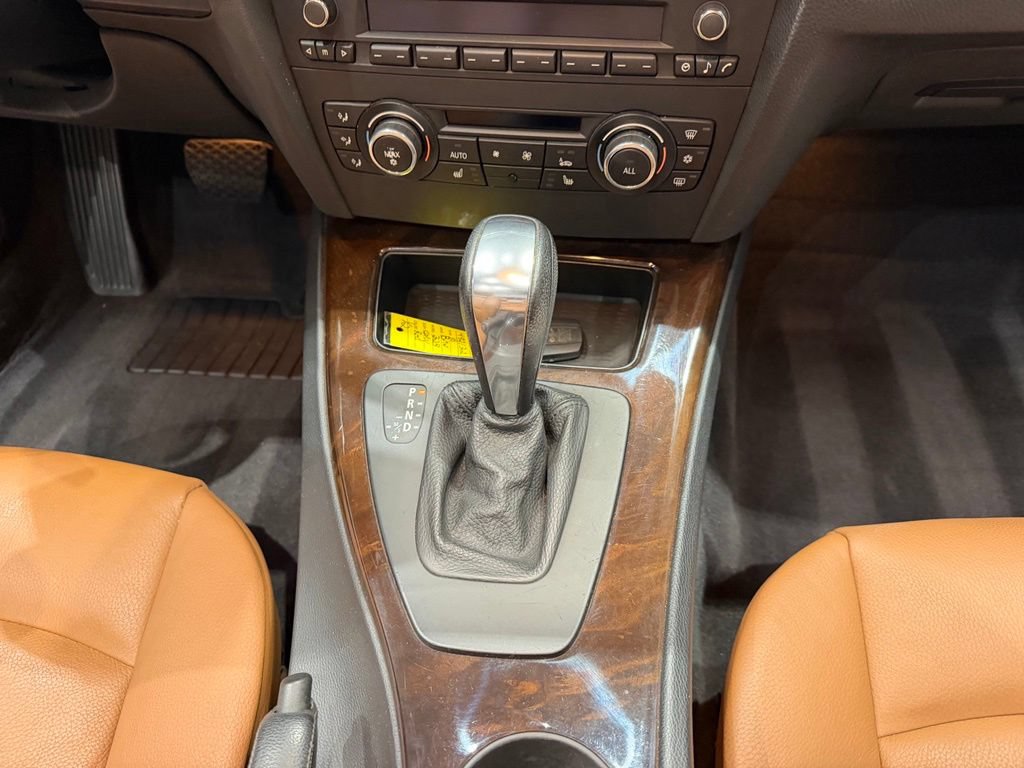Used 2010 BMW 328i Convertible RWD image 36
