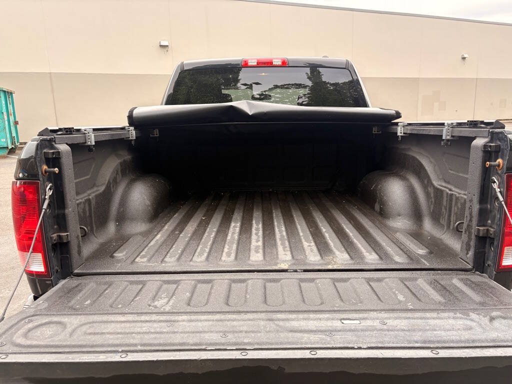 Used 2012 RAM 1500 ST w/ SXT Appearance Group AWD/4WD image 9
