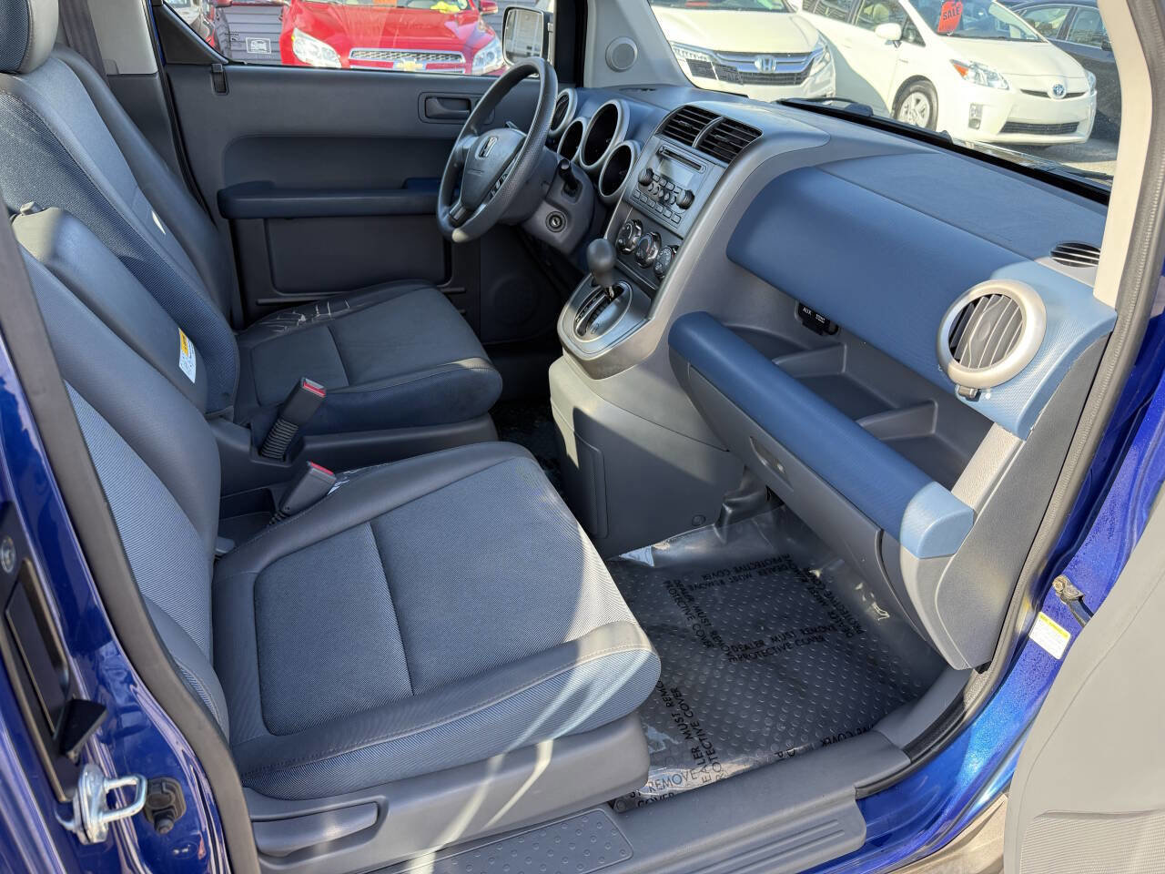 Used 2004 Honda Element EX image 9