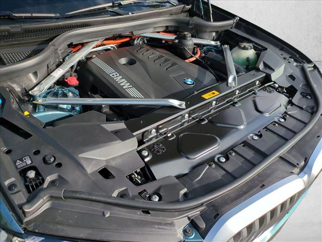 New 2026 BMW X5 xDrive50e w/ Premium Package image 17