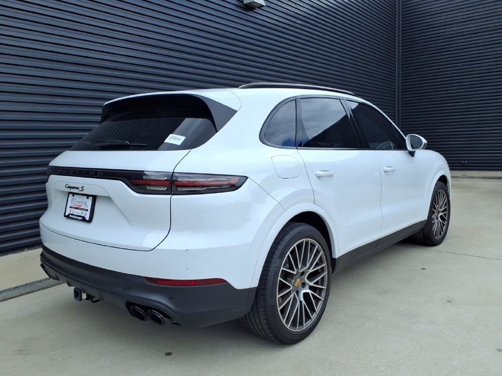 Used 2023 Porsche Cayenne S Platinum AWD/4WD image 6