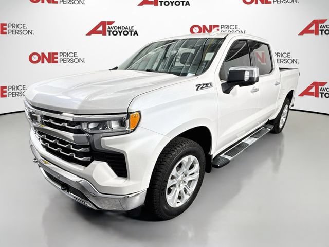 Used 2024 Chevrolet Silverado 1500 LTZ w/ LTZ Premium Package AWD/4WD video 3