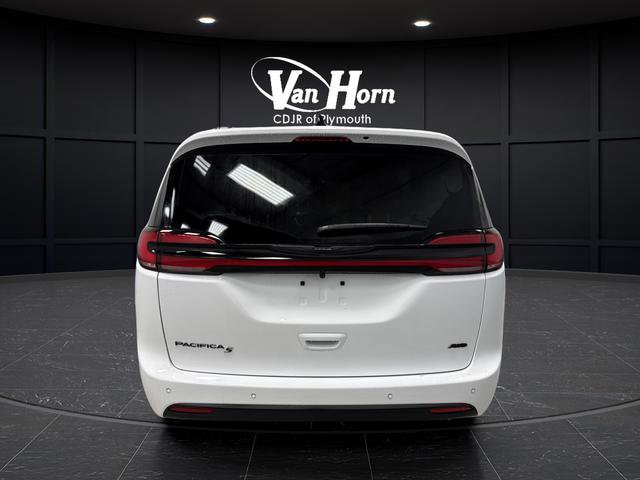 New 2026 Chrysler Pacifica Select w/ S Appearance Package image 12