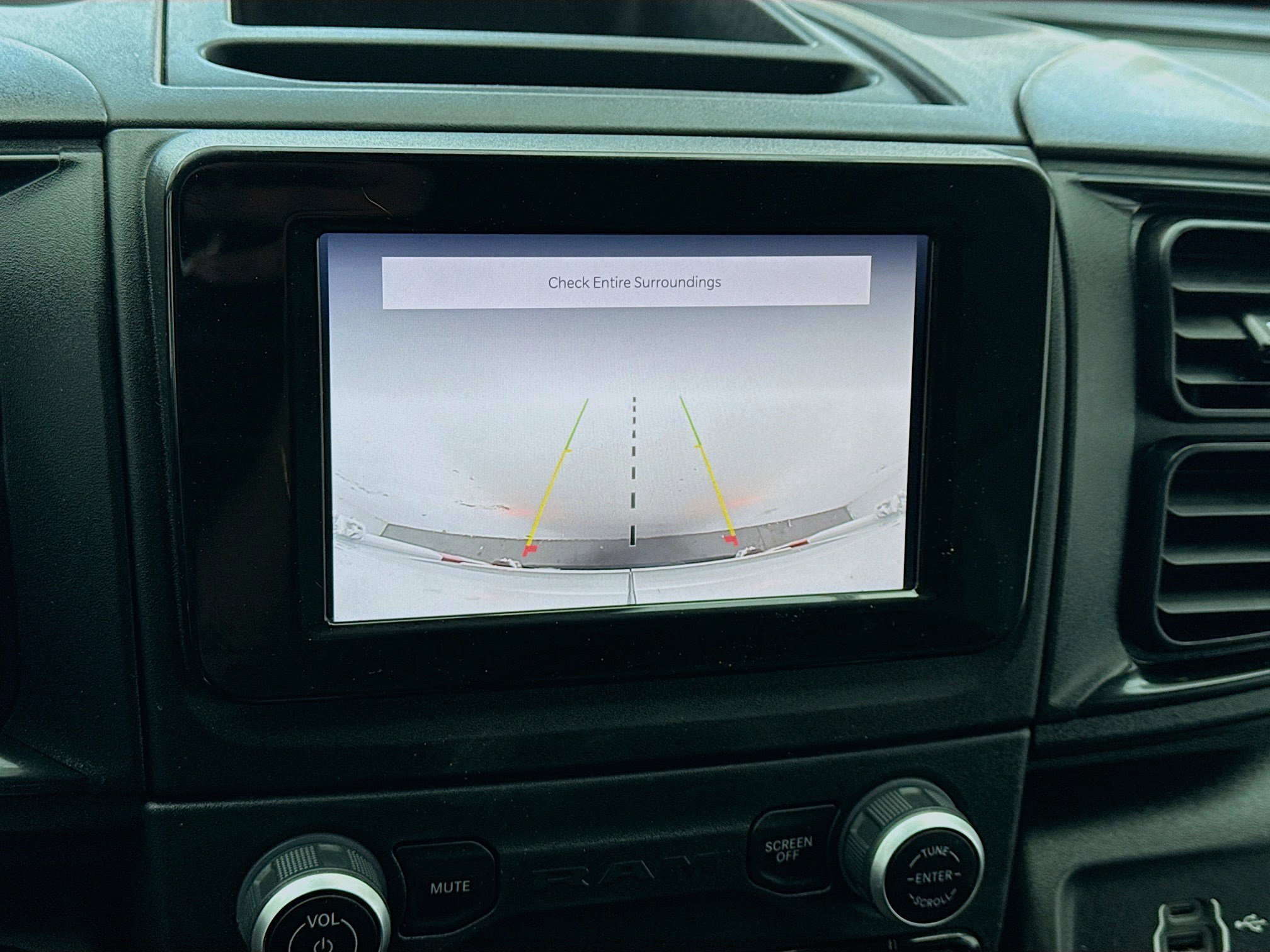 Used 2023 RAM ProMaster 2500 image 10