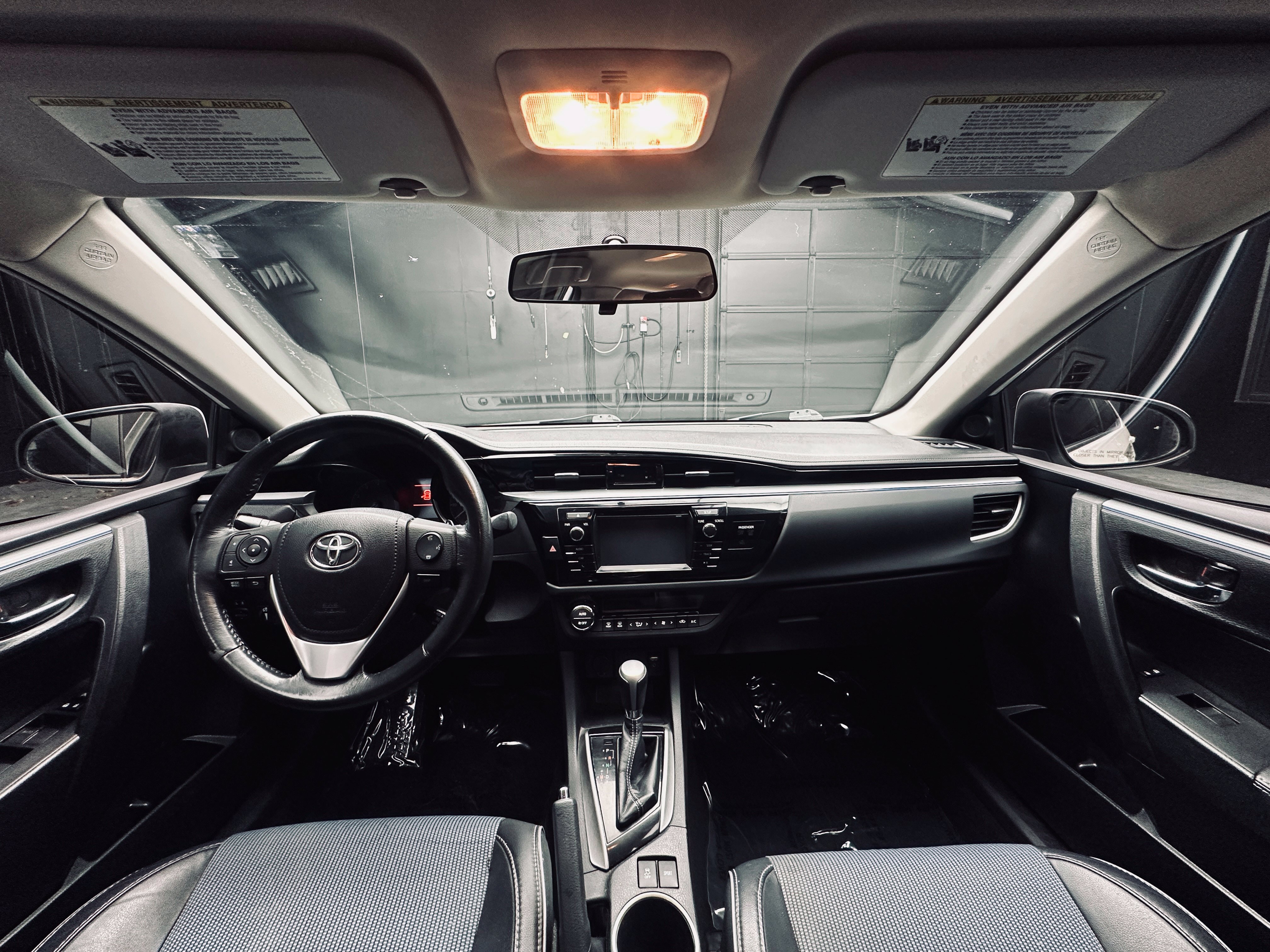 Used 2015 Toyota Corolla S FWD image 21