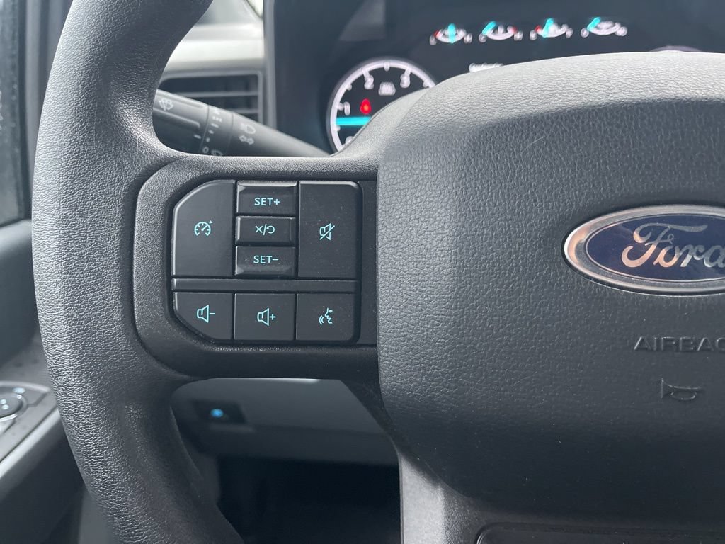 Used 2025 Ford F250 XL w/ STX Appearance Package AWD/4WD image 31