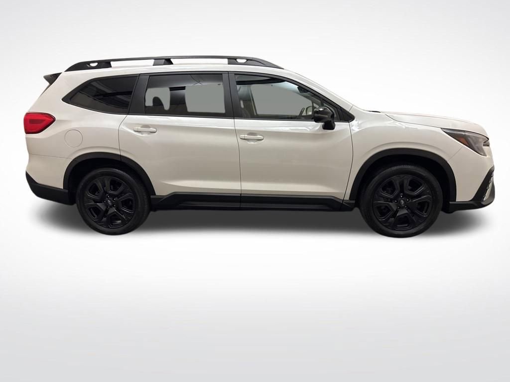 Used 2023 Subaru Ascent Onyx Edition AWD/4WD image 4