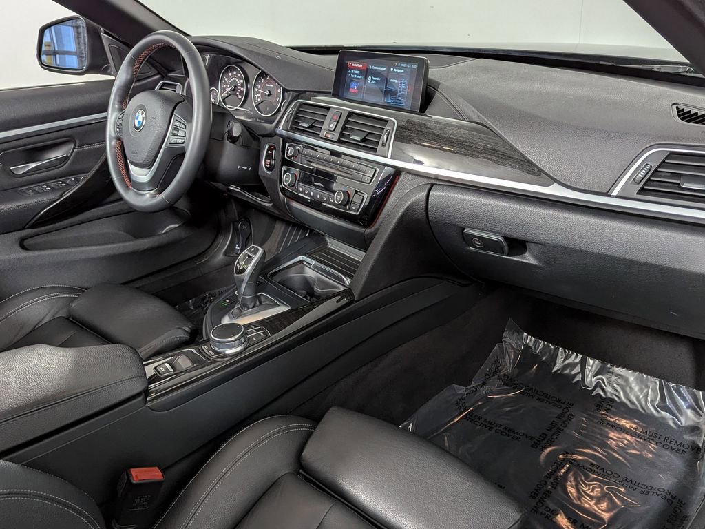 Used 2018 BMW 430i Convertible image 34