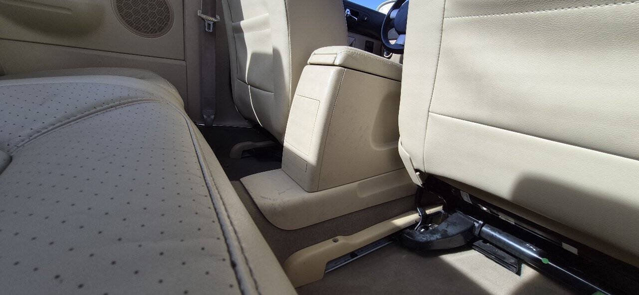 Used 2005 Volkswagen Beetle GLS FWD image 32