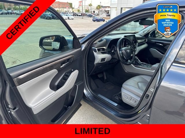 Certified 2020 Toyota Highlander Limited FWD image 9