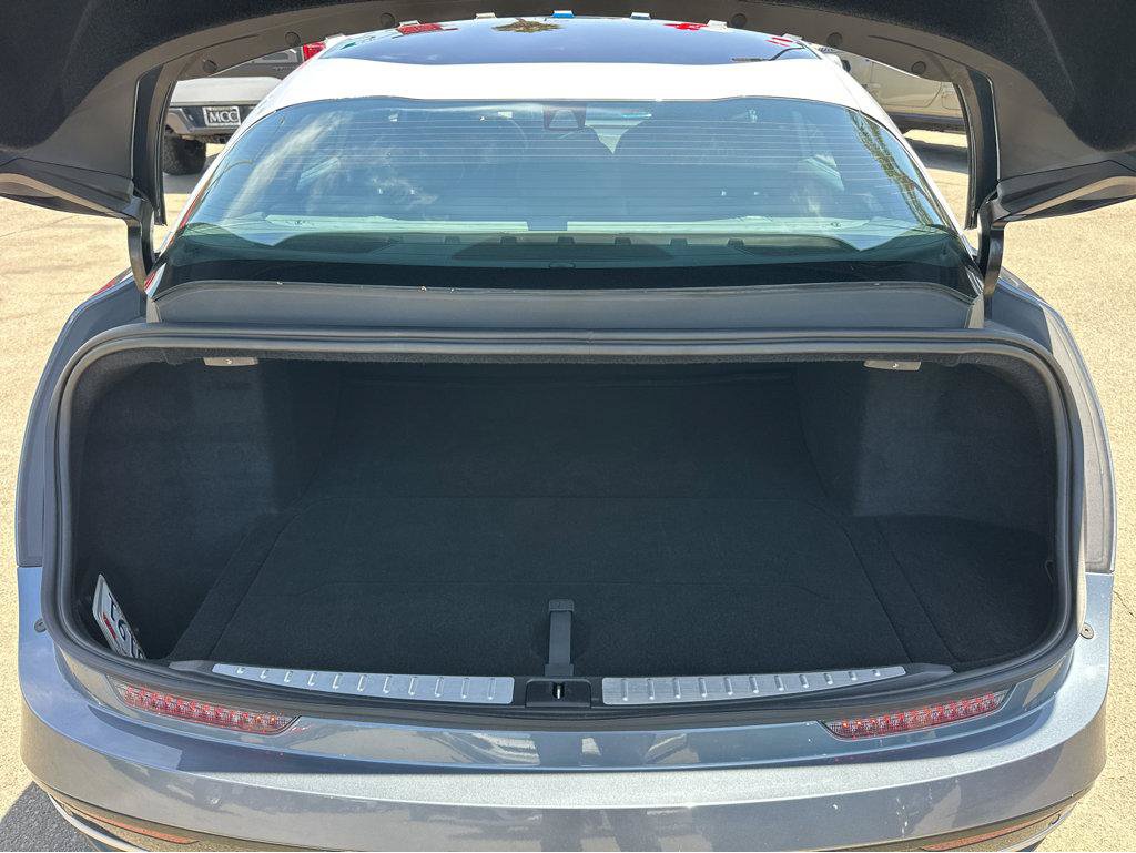 Used 2024 Lucid Air Touring AWD/4WD image 35