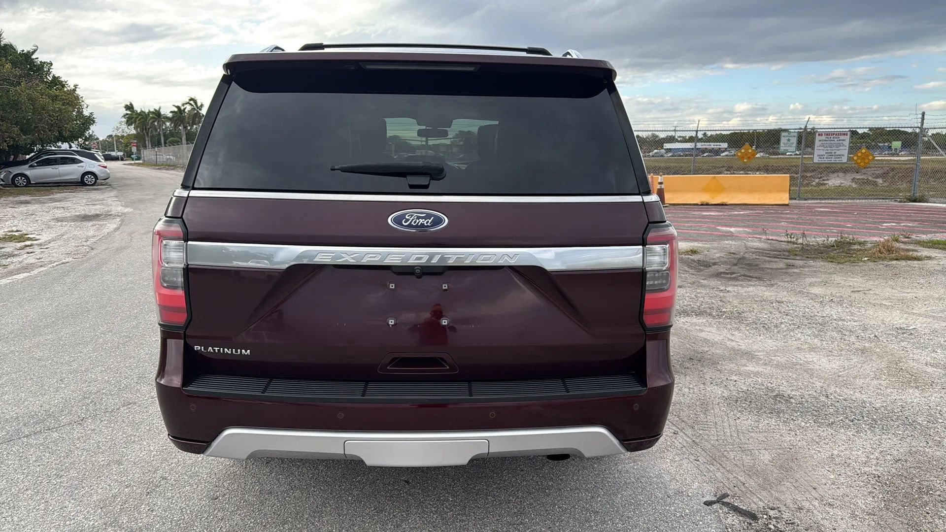 Used 2020 Ford Expedition Platinum image 4
