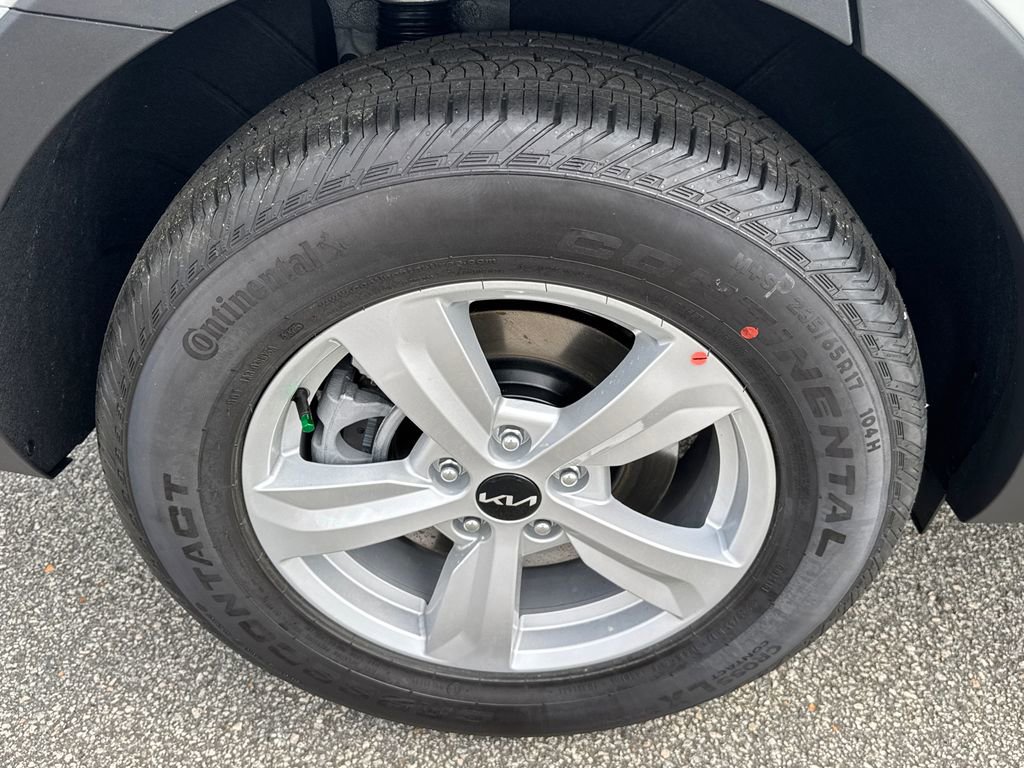 New 2026 Kia Sorento LX image 17