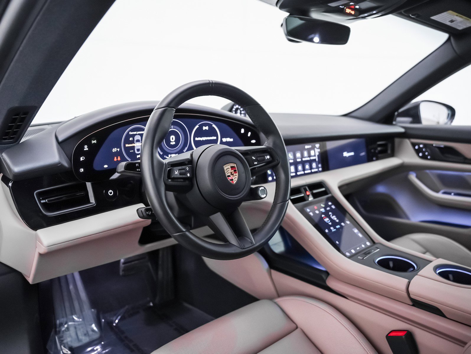 Certified 2024 Porsche Taycan 4S image 4