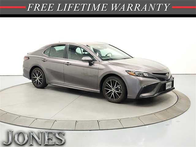 Used 2024 Toyota Camry SE