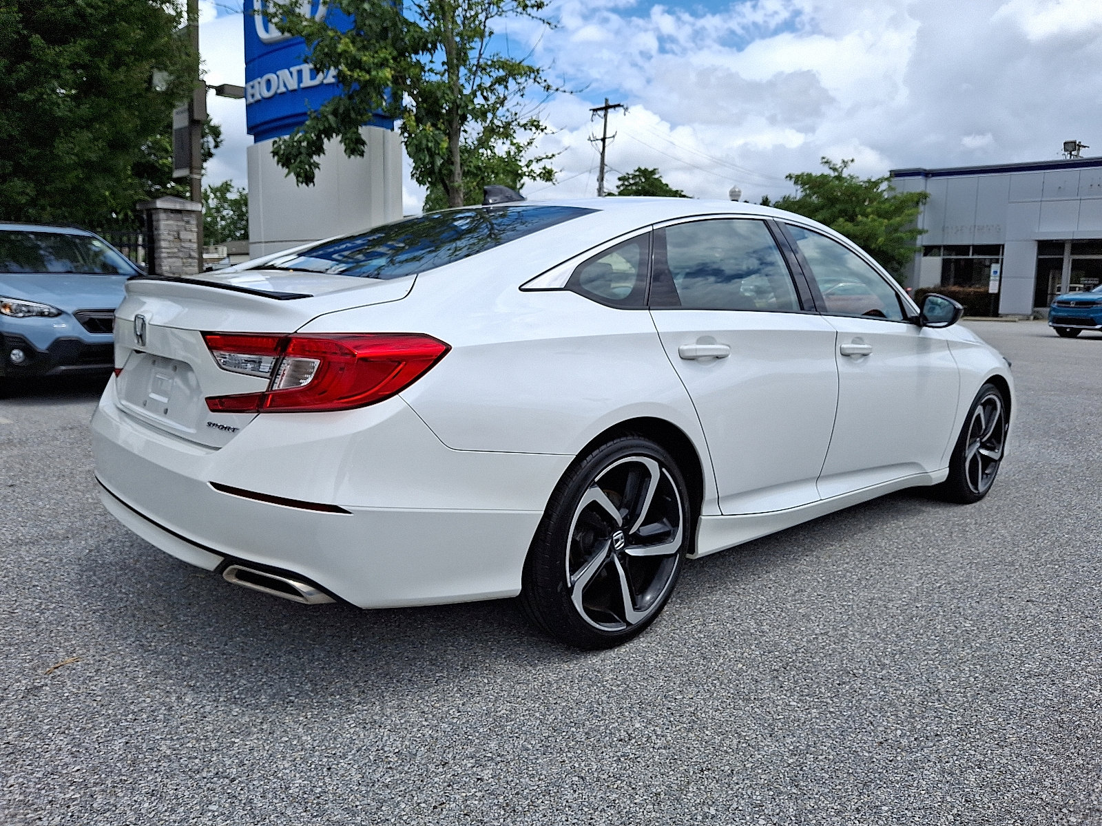 Used 2022 Honda Accord Sport image 6