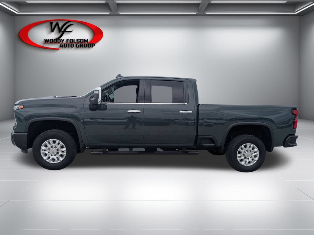 Used 2025 Chevrolet Silverado 2500 LTZ w/ LTZ Convenience Package AWD/4WD image 7