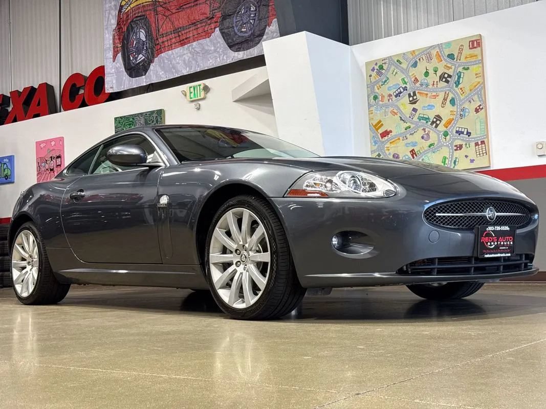 Used 2007 Jaguar XK Coupe RWD image 41