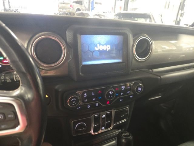 Used 2018 Jeep Wrangler Unlimited Sahara w/ LED Lighting Group image 15