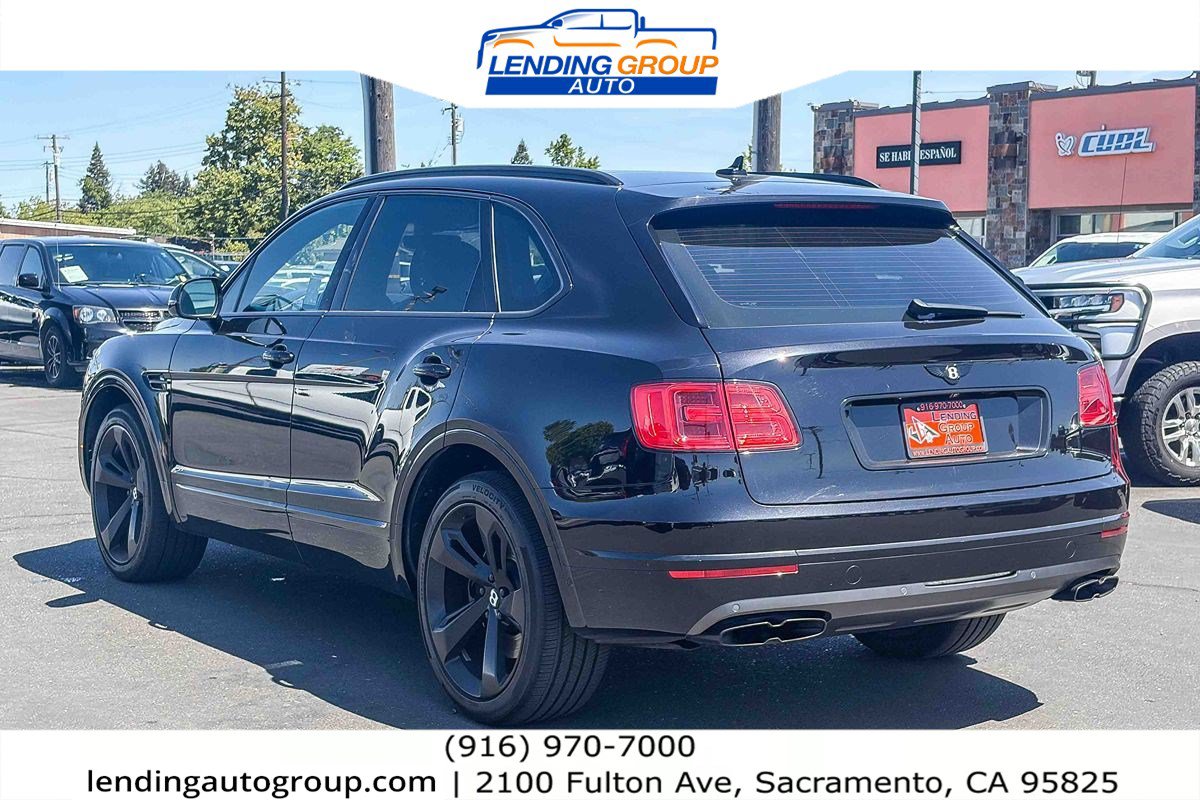 Used 2019 Bentley Bentayga AWD/4WD image 2