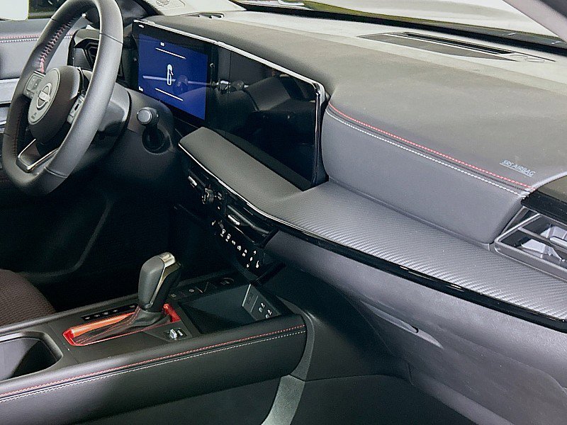 New 2026 Nissan Kicks SR image 27
