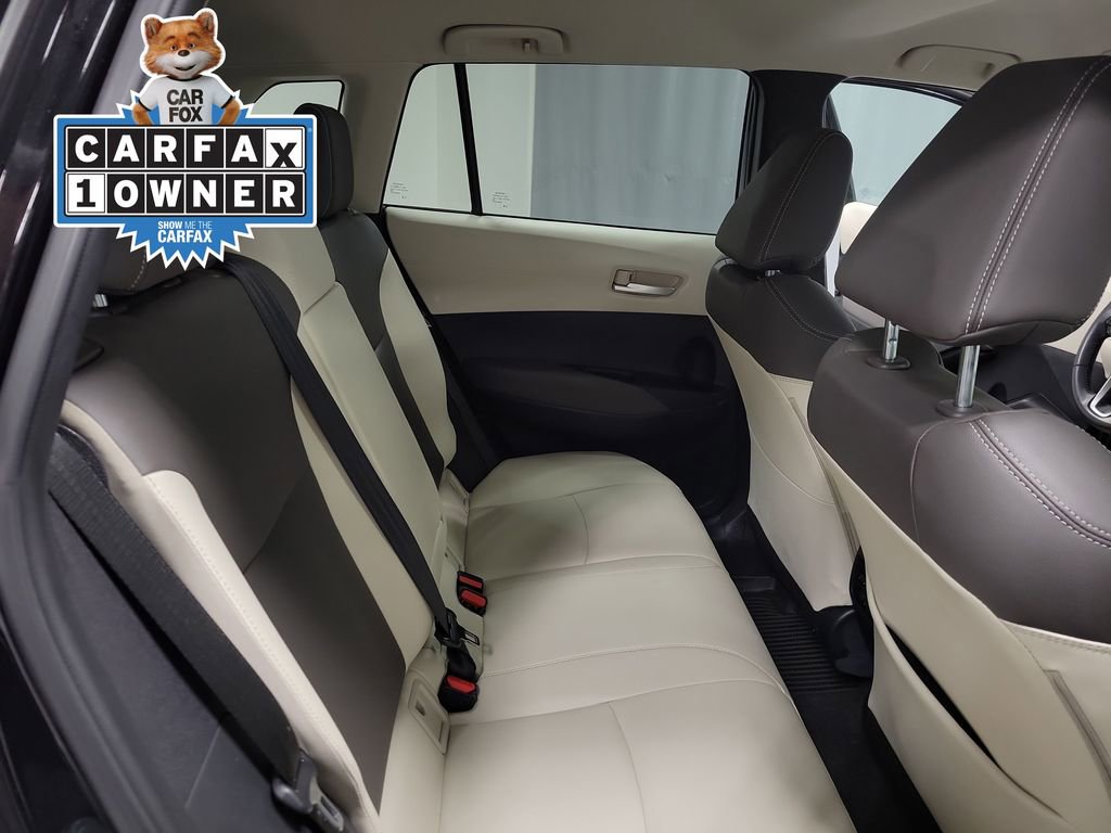 Used 2024 Toyota Corolla Cross XLE image 23