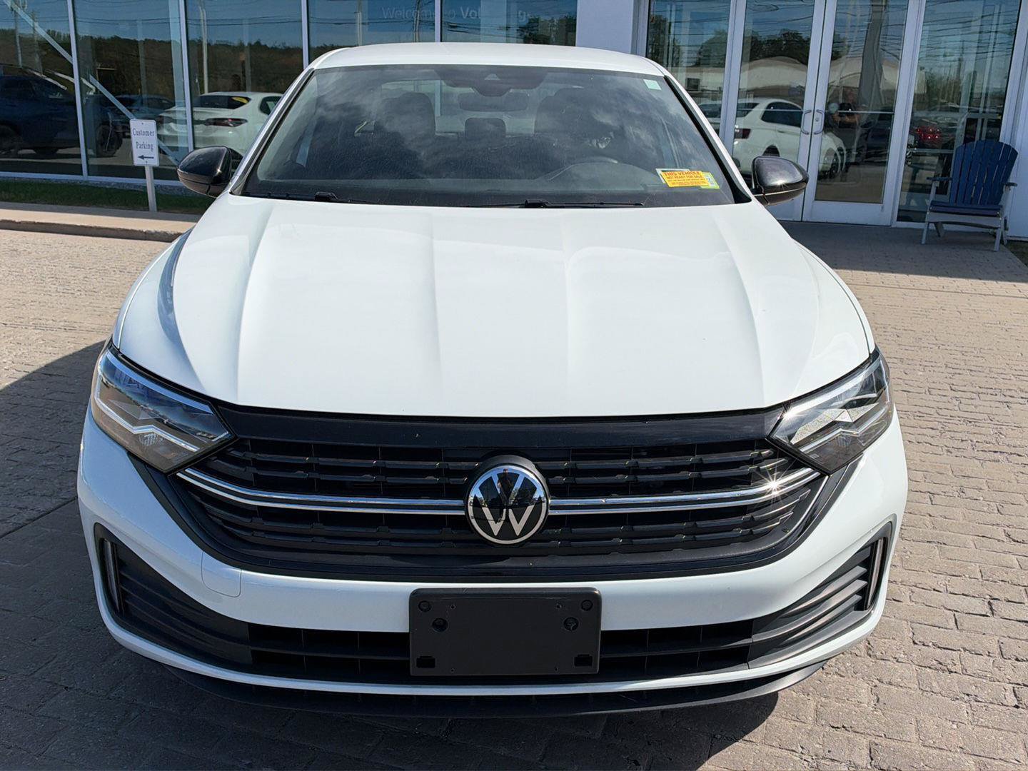 Used 2024 Volkswagen Jetta Sport FWD image 2