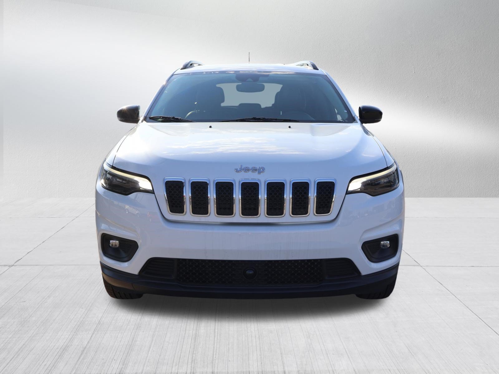 Used 2022 Jeep Cherokee Latitude Lux AWD/4WD image 2