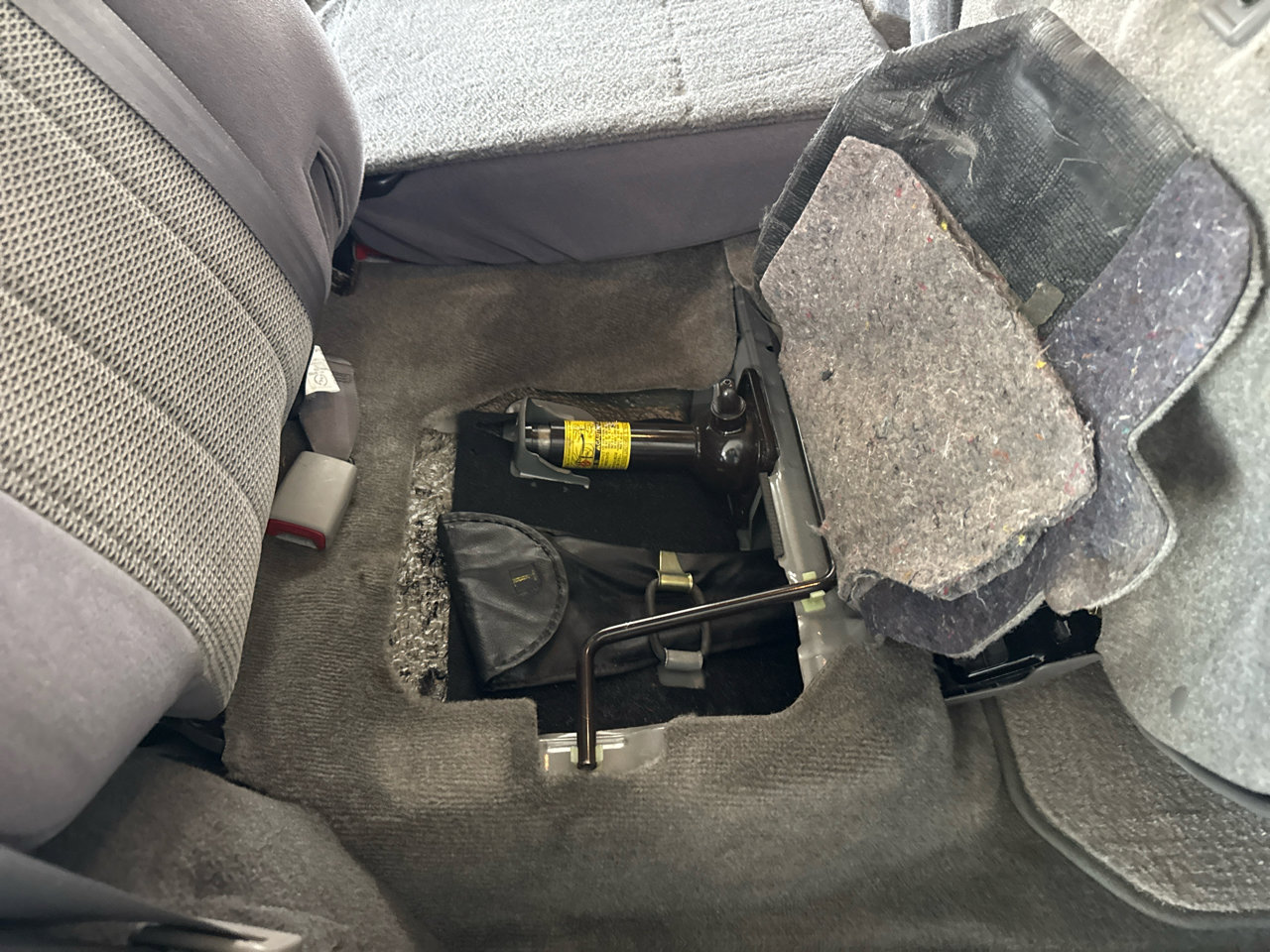 Used 2002 Toyota 4Runner SR5 image 32