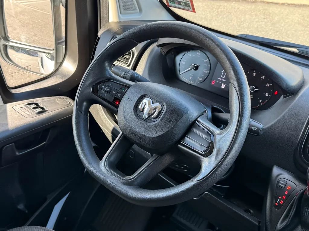 Used 2023 RAM ProMaster 2500 w/ Convenience Group image 11