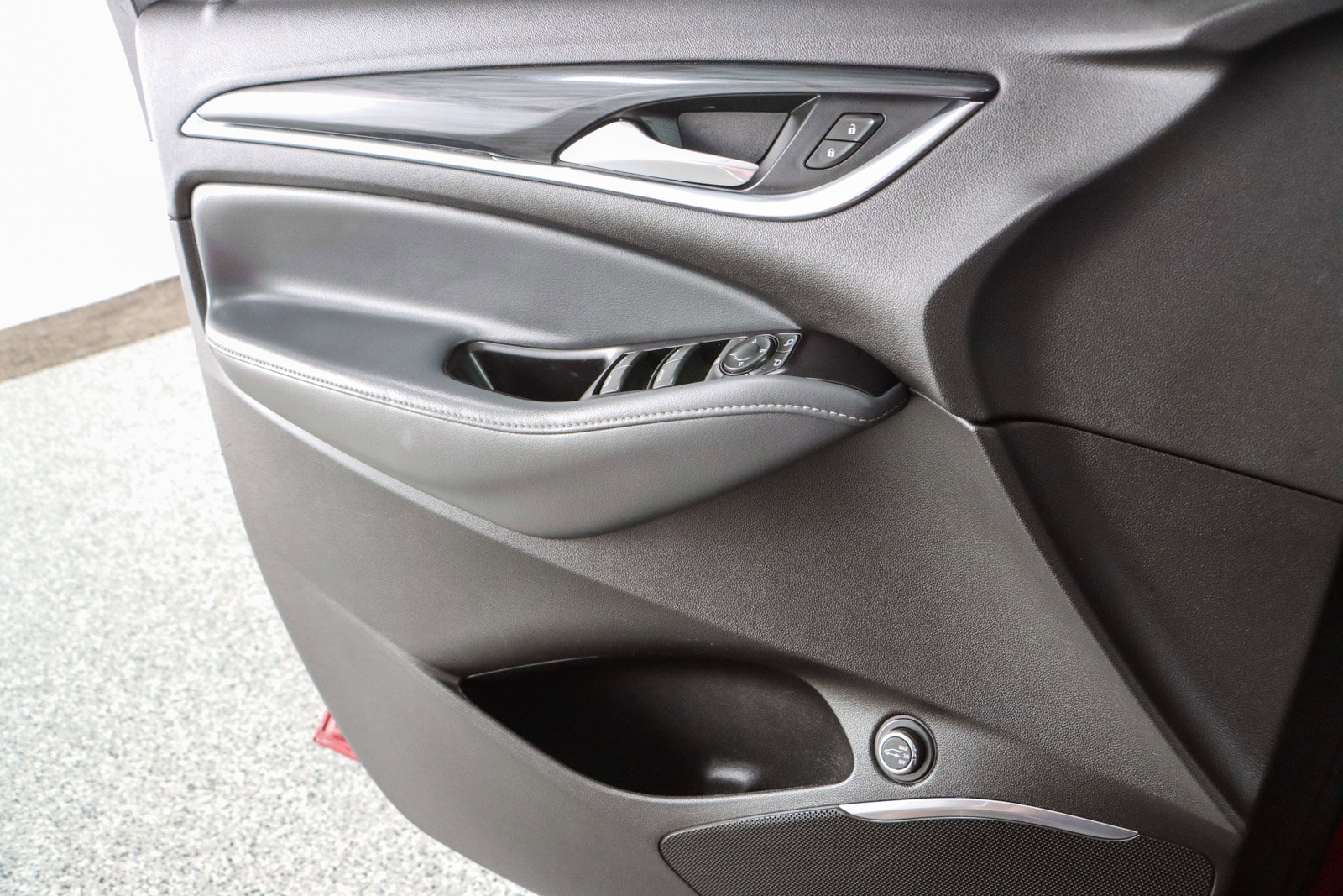 Used 2019 Buick Enclave Essence image 21