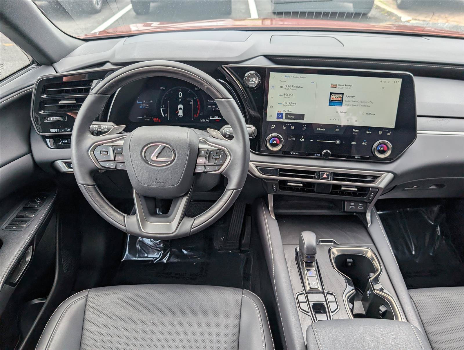 Certified 2025 Lexus RX 350 Premium w/ Accessory Package AWD/4WD image 17
