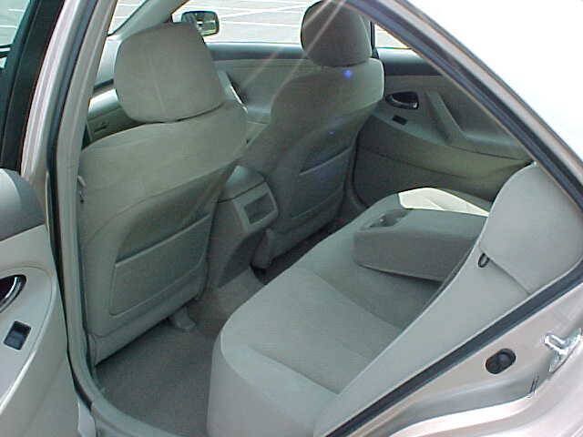 Used 2007 Toyota Camry LE FWD image 8