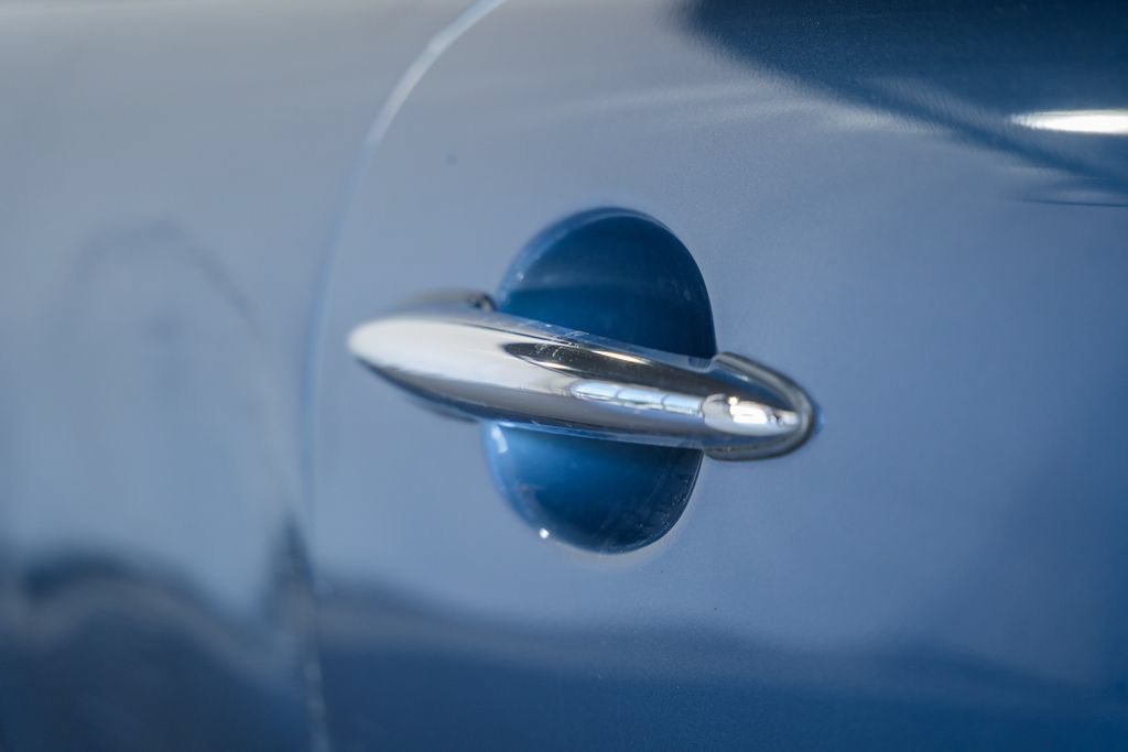 Used 2011 MINI Cooper Convertible FWD image 13