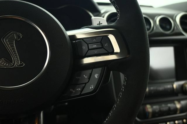 Used 2021 Ford Mustang Shelby GT500 w/ Technology Package RWD image 43