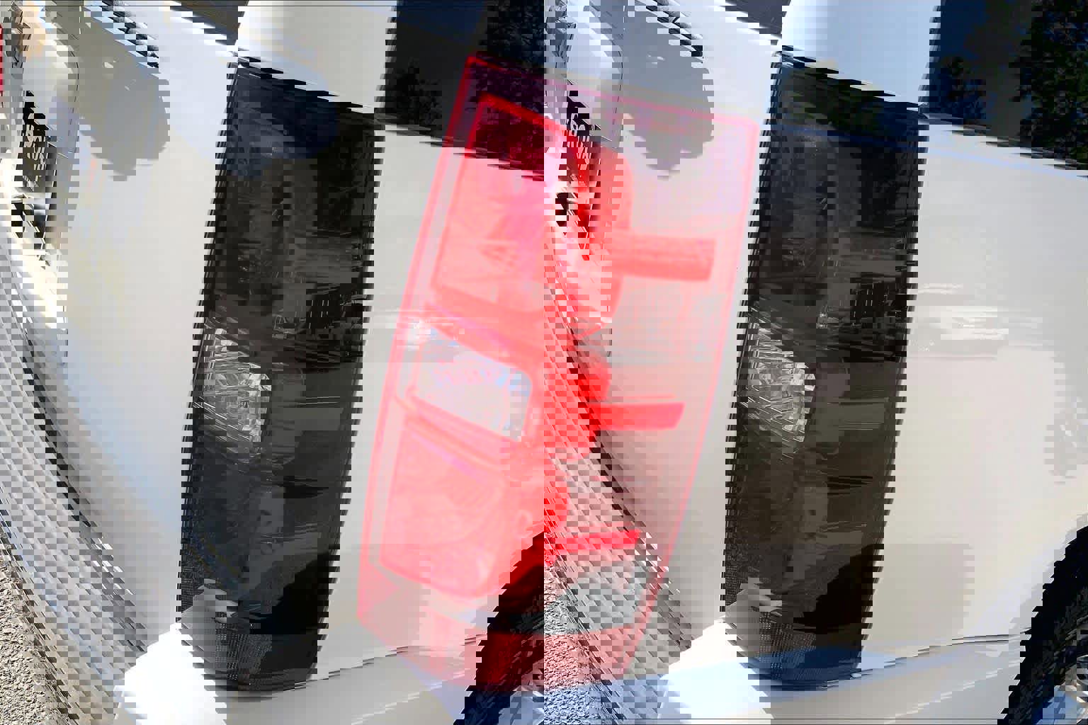 Used 2010 Chevrolet Tahoe LTZ image 28