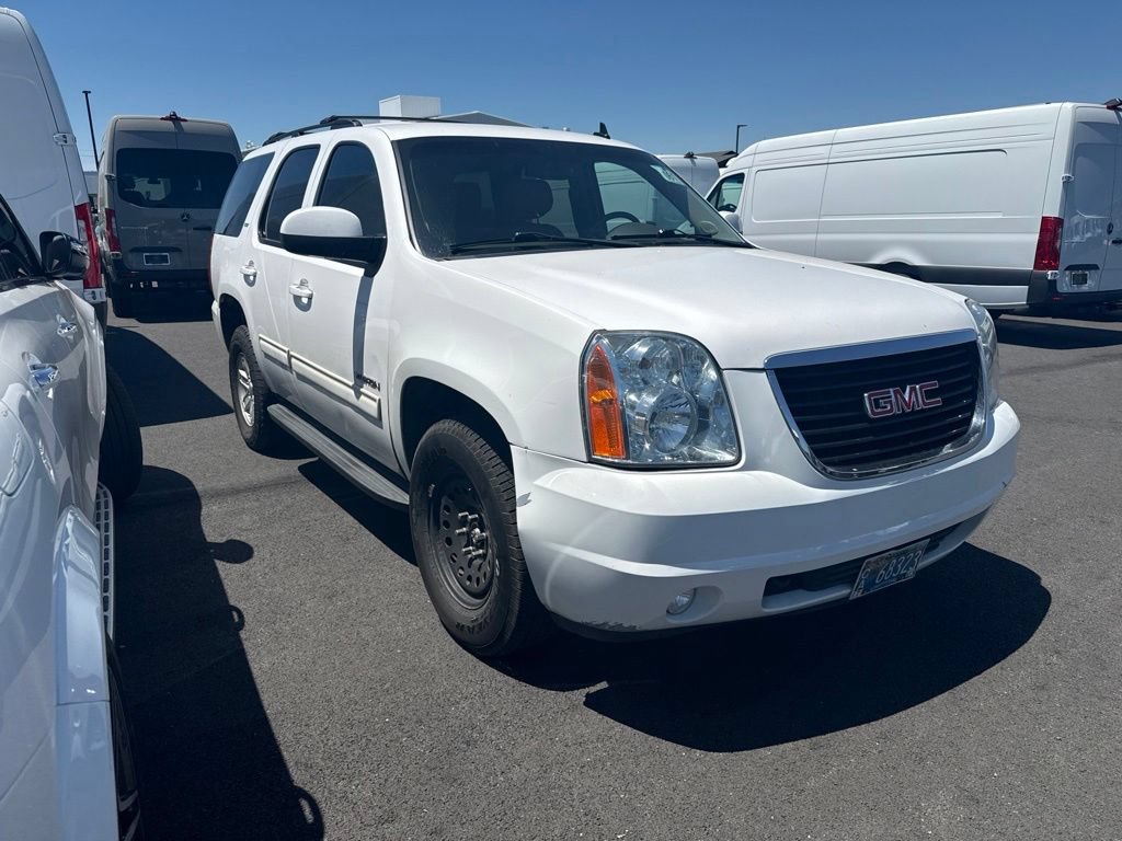 Used 2013 GMC Yukon SLT w/ SLT-2 Equipment Package AWD/4WD image 6