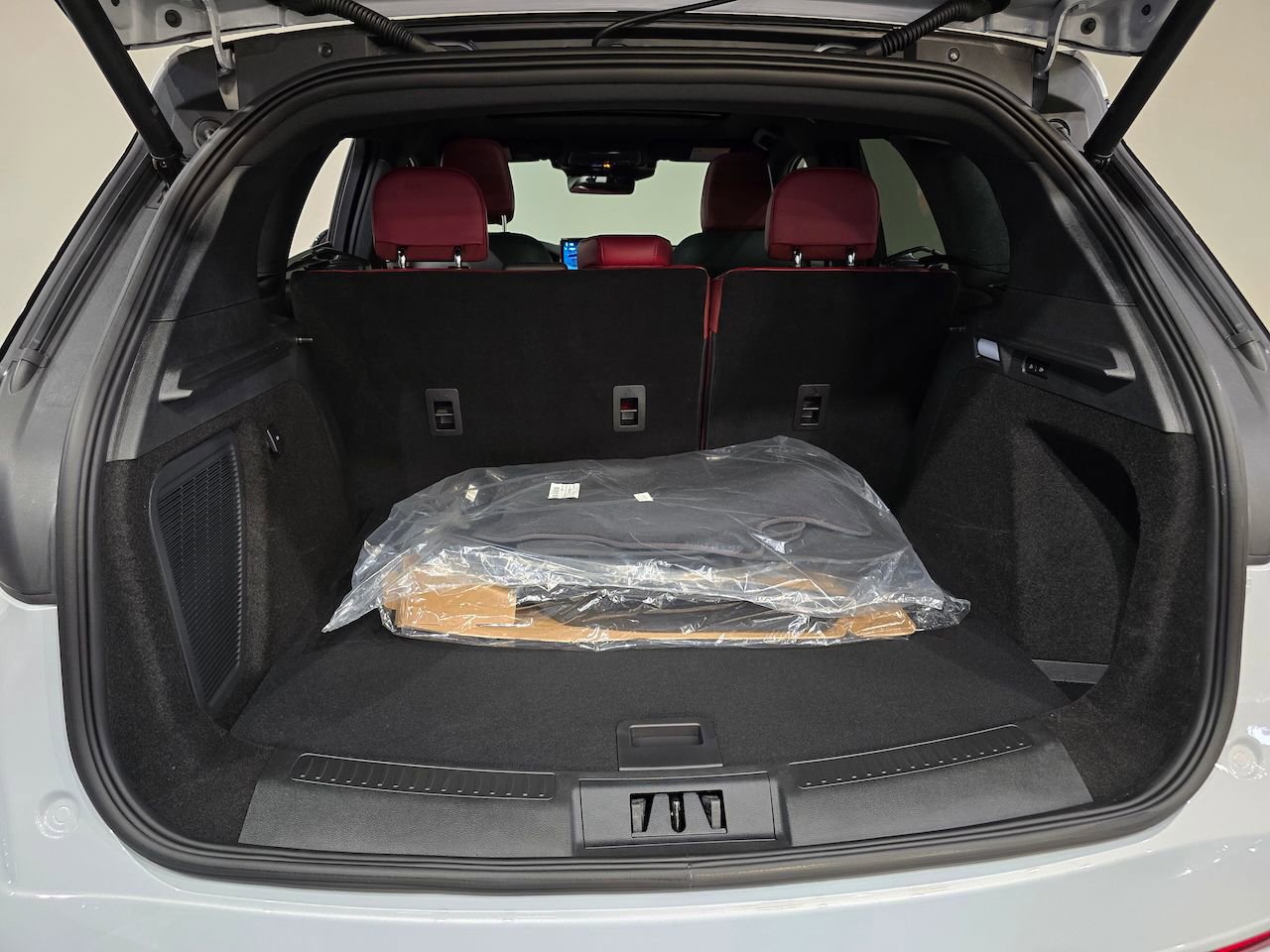 New 2025 Lincoln Corsair Reserve w/ Jet Appearance Package image 7