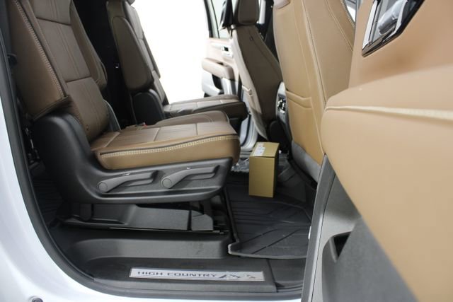 New 2026 Chevrolet Suburban High Country image 27
