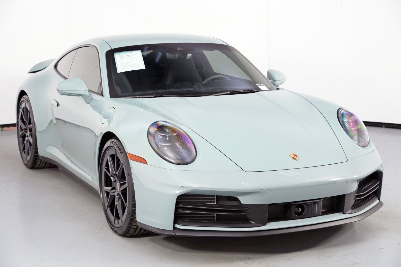 Used 2025 Porsche 911 Carrera RWD image 55