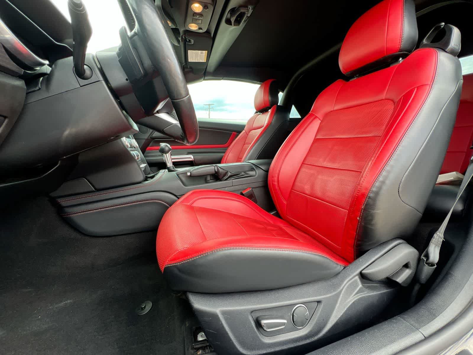 Used 2019 Ford Mustang GT Premium w/ GT Performance Package RWD image 16