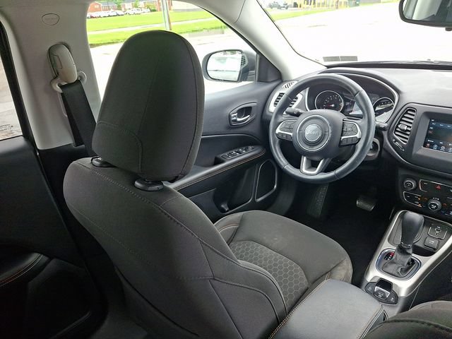 Used 2019 Jeep Compass Sport w/ Cold Weather Group AWD/4WD image 14
