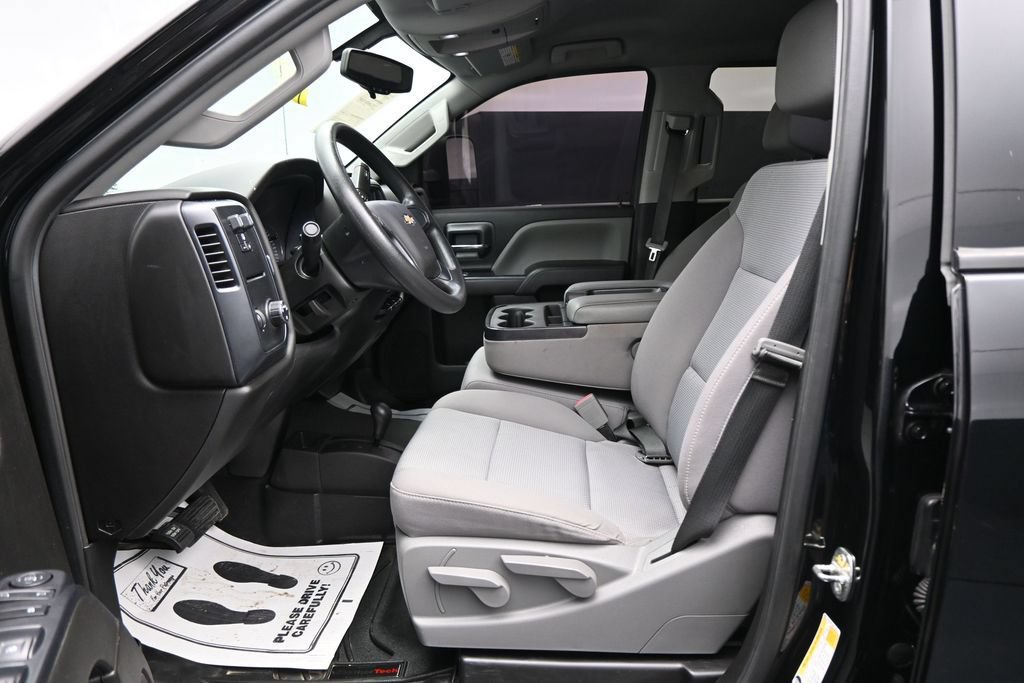 Used 2019 Chevrolet Silverado 2500 W/T AWD/4WD image 9