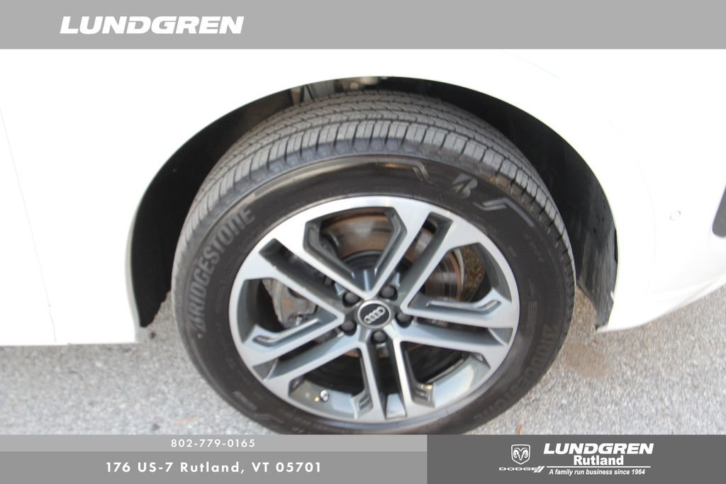 Certified 2025 Audi Q5 Premium w/ Convenience Package AWD/4WD image 18