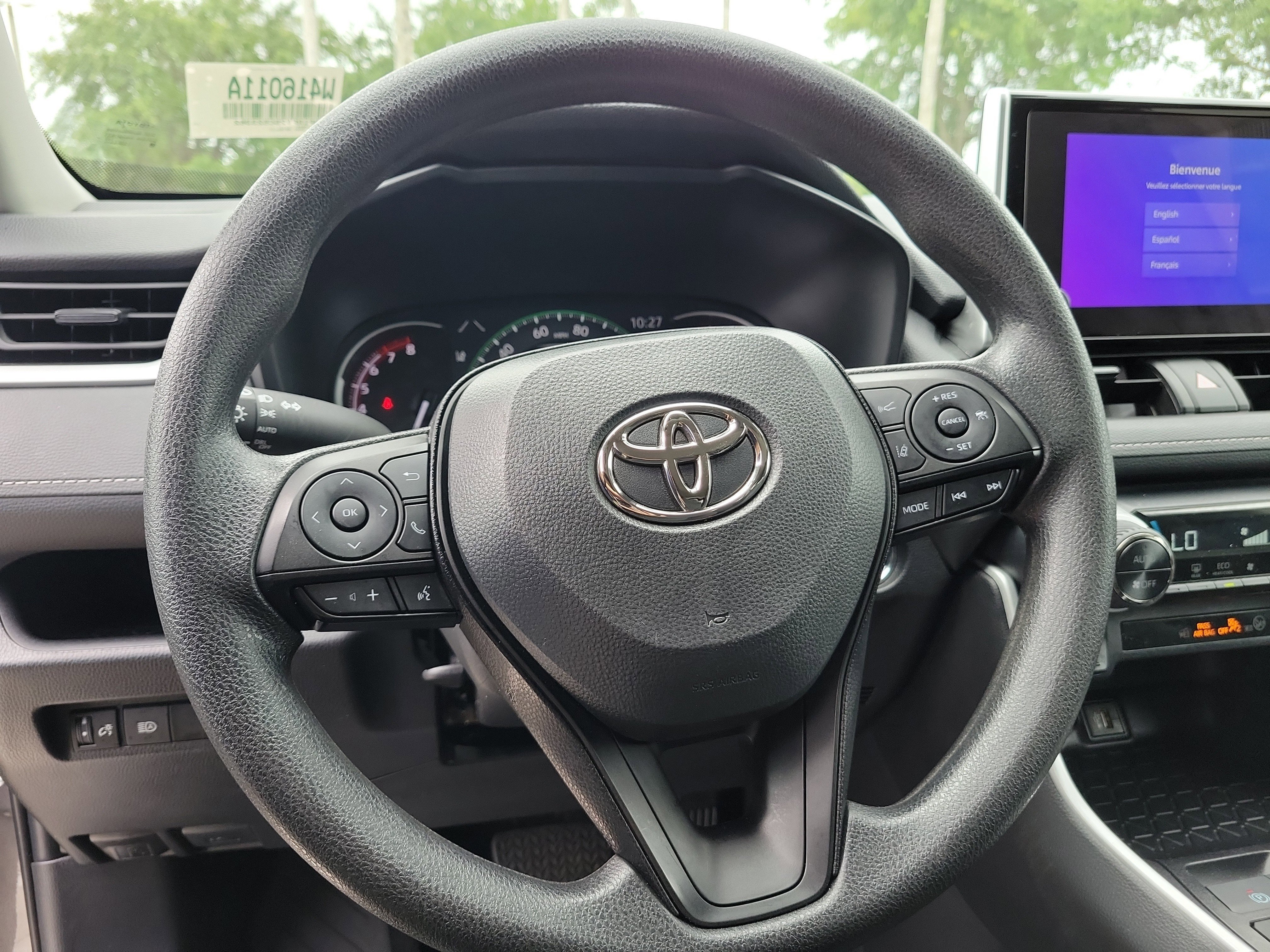 Certified 2025 Toyota RAV4 XLE AWD/4WD image 28