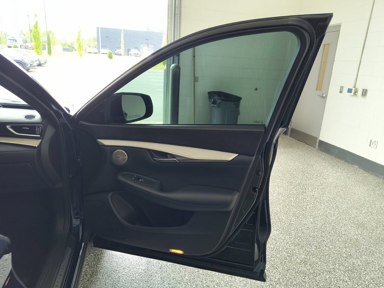 Used 2019 INFINITI QX50 Essential w/ Sensory Package FWD image 24