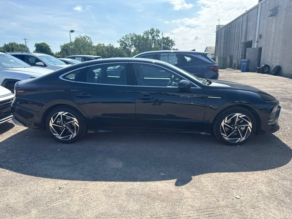 Certified 2026 Hyundai Sonata SEL FWD image 6