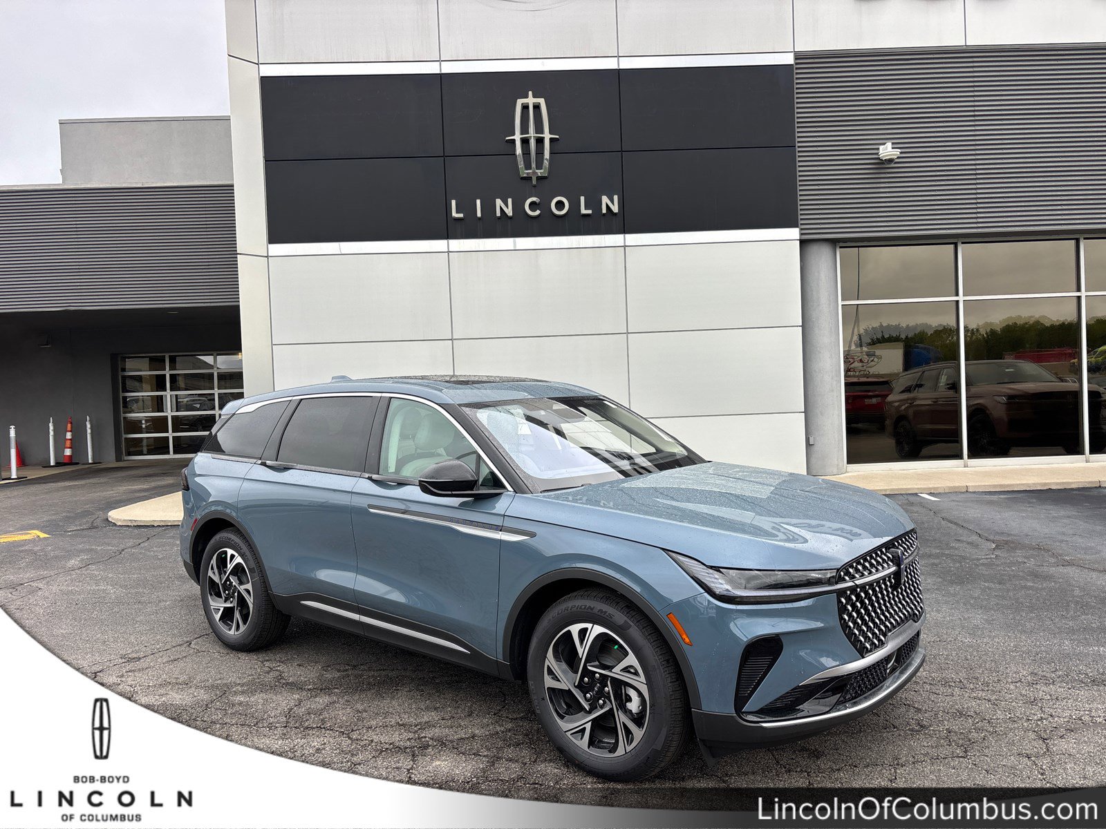 New 2026 Lincoln Nautilus Premier w/ Equipment Group 102A AWD/4WD image 1